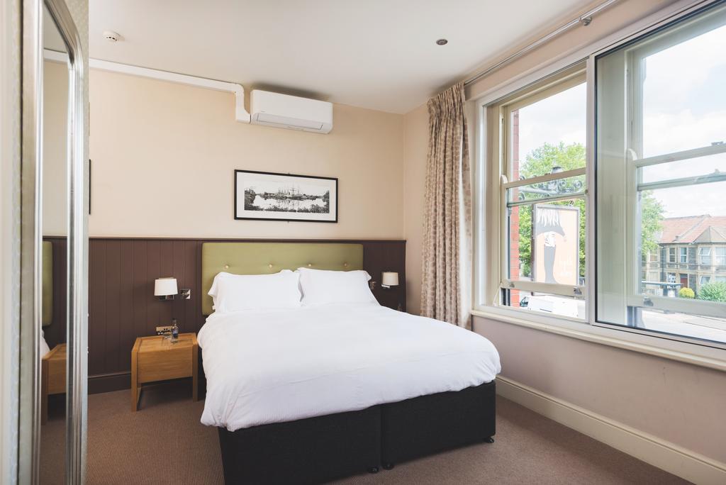 The Wellington Herberg Bristol